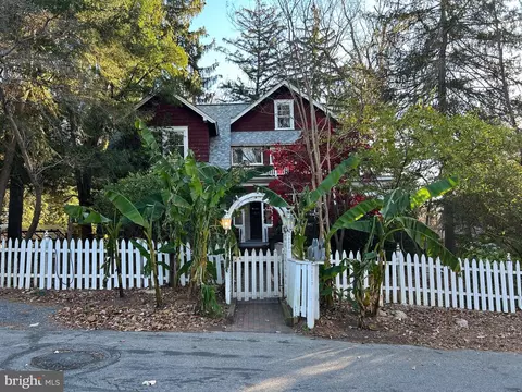 10023 Menlo Ave, Silver Spring, MD 20910