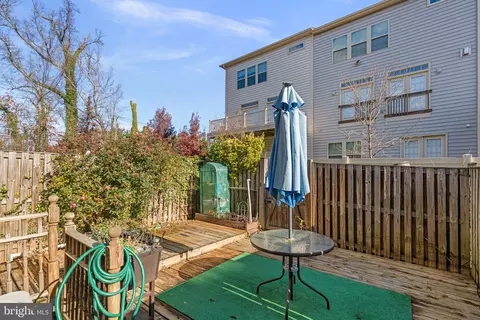 Exterior - 1043 Windrush Ln #5, Sandy Spring, MD 20860 photo 3 of 4