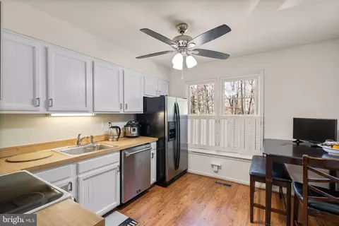 Kitchen - 1043 Windrush Ln #5, Sandy Spring, MD 20860 photo 2 of 3