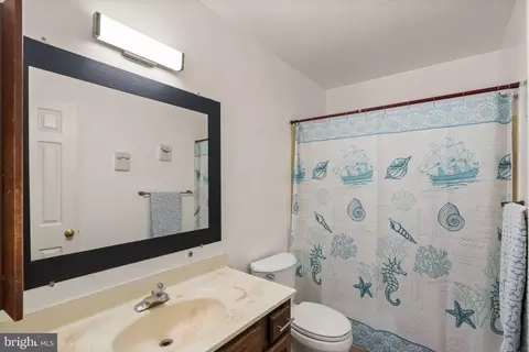 Bath - 1043 Windrush Ln #5, Sandy Spring, MD 20860 photo 1 of 2