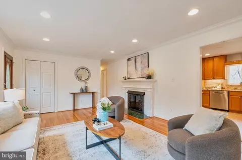 Living - 1912 Pagebrook Rd, Silver Spring, MD 20903 photo 4 of 7
