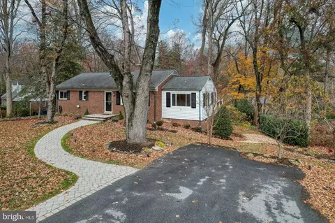 Exterior - 1912 Pagebrook Rd, Silver Spring, MD 20903 photo 8 of 10
