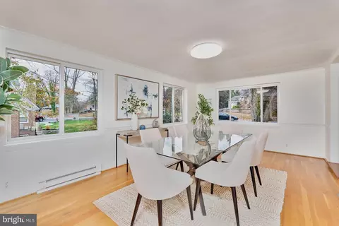 Dining - 1912 Pagebrook Rd, Silver Spring, MD 20903 photo 2 of 3