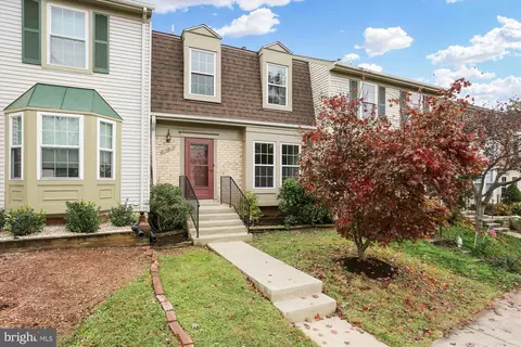 12 Sebastiani Blvd, Gaithersburg, MD 20878