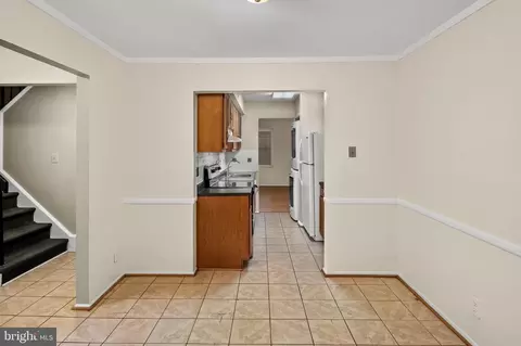 Entry Way - 17500 Hoskinson Rd, Poolesville, MD 20837 photo 2 of 3