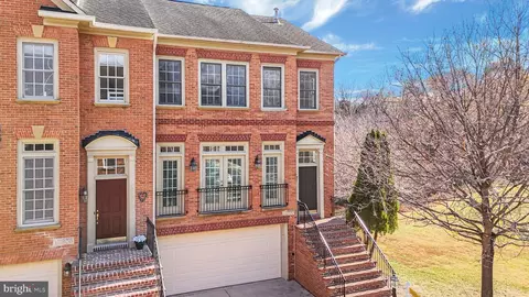 13310 Sunny Brooke Pl, Potomac, MD 20854
