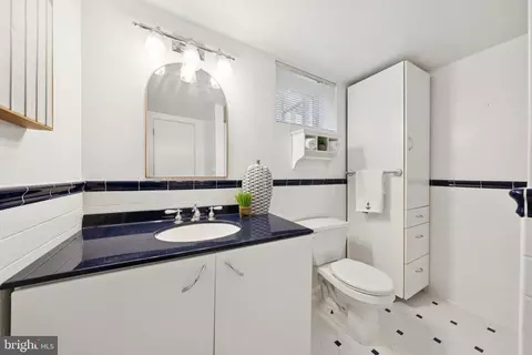 Bath - 2404 Blue Valley Dr, Silver Spring, MD 20904 photo 6 of 7