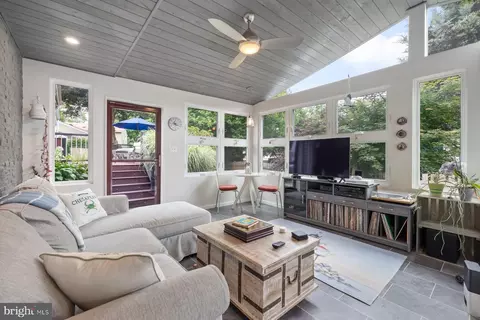 Exterior - 2404 Blue Valley Dr, Silver Spring, MD 20904 photo 3 of 11
