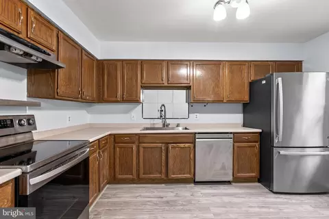 13132 Kara Ln, Silver Spring, MD 20904 photo 11