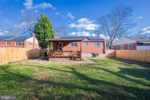 Exterior - 3945 Wendy Ln, Silver Spring, MD 20906 photo 2 of 3