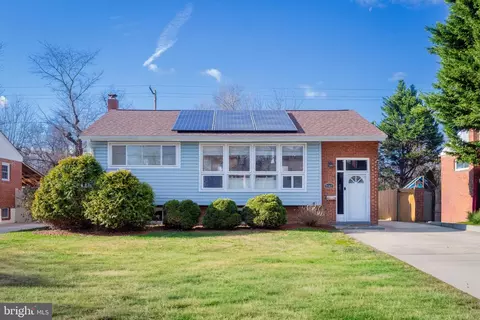 Exterior - 3945 Wendy Ln, Silver Spring, MD 20906 photo 3 of 3