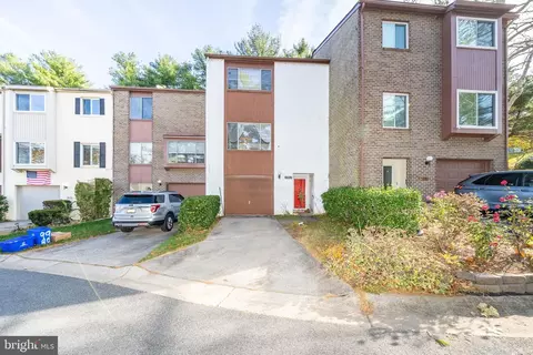 9982 Lake Landing Rd, Gaithersburg, MD 20886