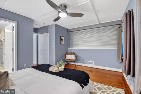 Bedroom - 900 Bonifant St #D, Silver Spring, MD 20910 photo 5 of 8