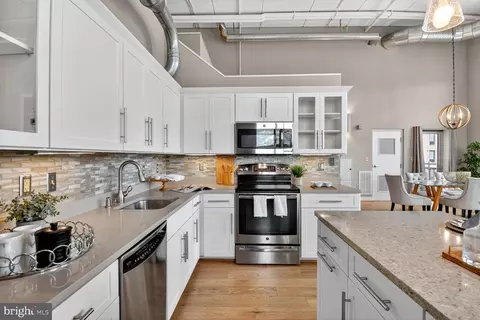 Kitchen - 900 Bonifant St #D, Silver Spring, MD 20910 photo 2 of 5