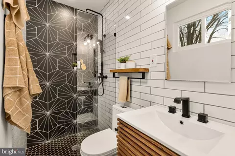 405 Irwin St, Silver Spring, MD 20901 photo 24