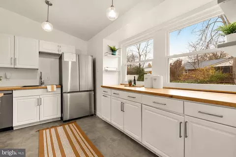 405 Irwin St, Silver Spring, MD 20901 photo 11