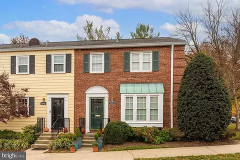5050 Bradley Blvd #6, Chevy Chase, MD 20815