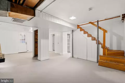 Entry Way - 10610 Ordway Dr, Silver Spring, MD 20901 photo 2 of 2