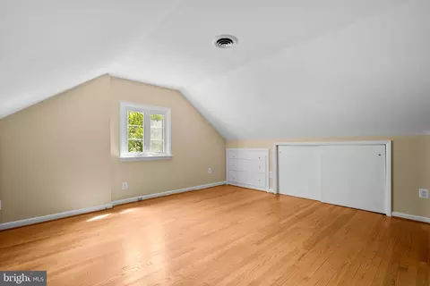 Bedroom - 10610 Ordway Dr, Silver Spring, MD 20901 photo 5 of 7