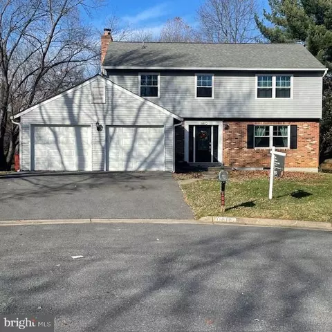18812 Jade Ct, Gaithersburg, MD 20879