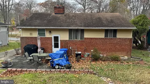 Exterior - 10705 Lockridge Dr, Silver Spring, MD 20901 photo 4 of 6