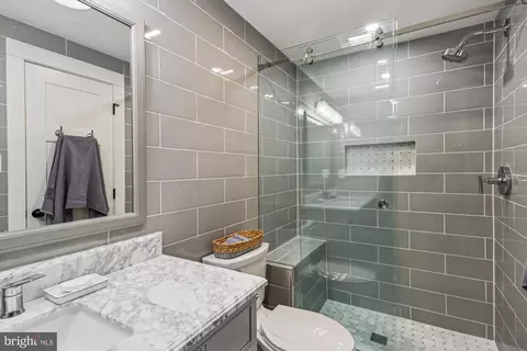Bath - 7809 Archbold Ter, Cabin John, MD 20818 photo 1 of 2
