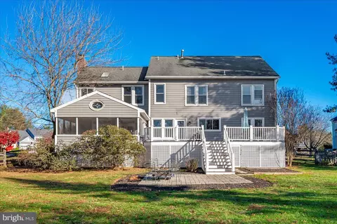 Exterior - 17914 Hickman St, Poolesville, MD 20837 photo 12 of 19