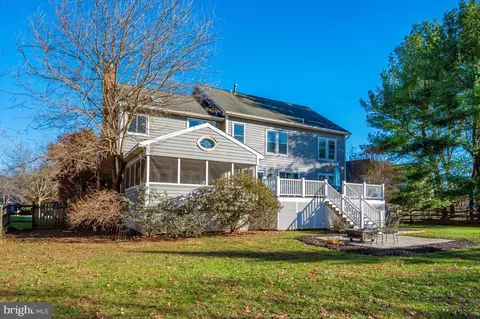 Exterior - 17914 Hickman St, Poolesville, MD 20837 photo 13 of 19