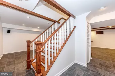 Entry Way - 17914 Hickman St, Poolesville, MD 20837 photo 7 of 8