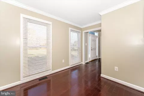 Entry Way - 17914 Hickman St, Poolesville, MD 20837 photo 3 of 8
