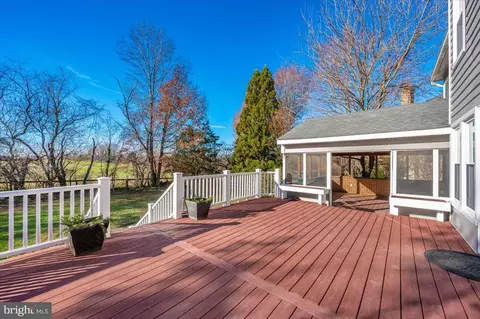 Exterior - 17914 Hickman St, Poolesville, MD 20837 photo 9 of 19