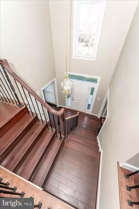 Entry Way - 17914 Hickman St, Poolesville, MD 20837 photo 4 of 8