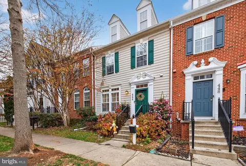 444 Clayhall St, Gaithersburg, MD 20878