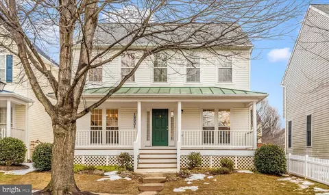 18931 Fountain Hills Dr, Germantown, MD 20874