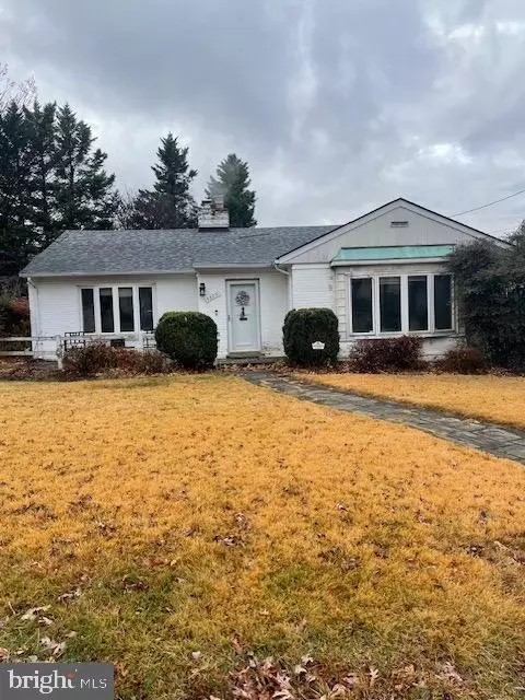 5805 Conway Rd, Bethesda, MD 20817