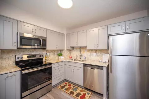 15100 Interlachen Dr #4-110, Silver Spring, MD 20906