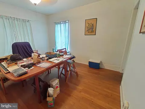 13 Midhurst Rd, Silver Spring, MD 20910 photo 6