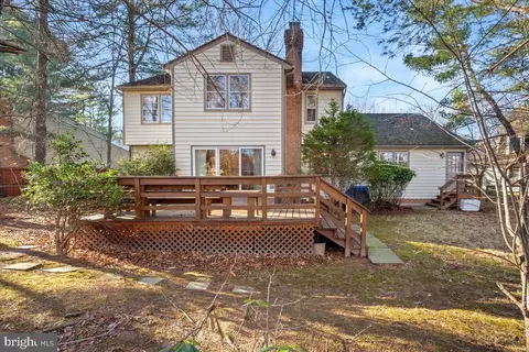 Exterior - 2 Candlelight Ct, Potomac, MD 20854 photo 6 of 9