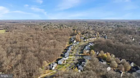 View/Area - 18700 Olney Mill Rd, Olney, MD 20832 photo 3 of 9