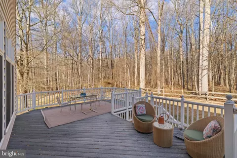 Exterior - 18700 Olney Mill Rd, Olney, MD 20832 photo 16 of 20