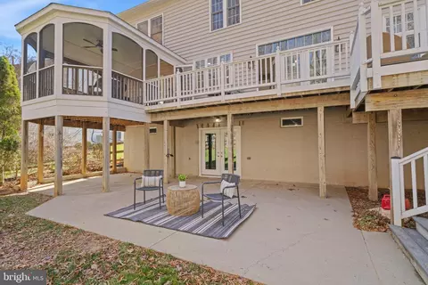 Exterior - 18700 Olney Mill Rd, Olney, MD 20832 photo 5 of 20
