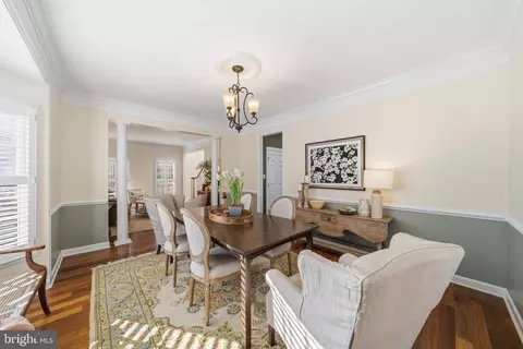 Dining - 18700 Olney Mill Rd, Olney, MD 20832 photo 5 of 6