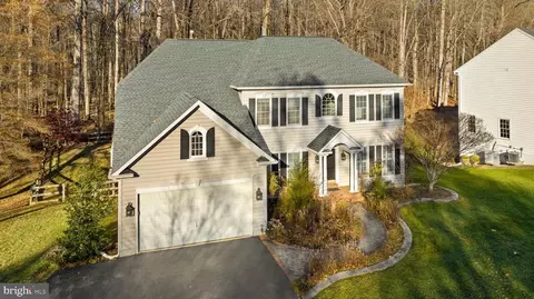 Exterior - 18700 Olney Mill Rd, Olney, MD 20832 photo 3 of 20