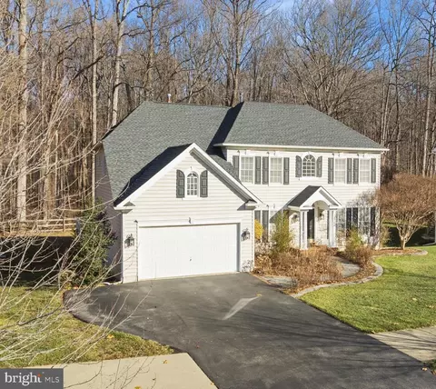 Exterior - 18700 Olney Mill Rd, Olney, MD 20832 photo 2 of 20