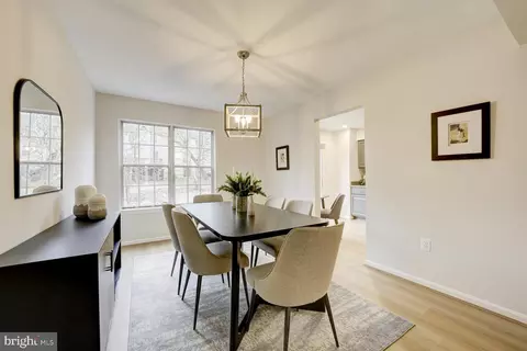 10320 Castlehedge Ter, Silver Spring, MD 20902 photo 10