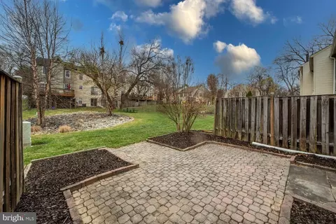 10320 Castlehedge Ter, Silver Spring, MD 20902 photo 16