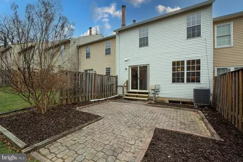 10320 Castlehedge Ter, Silver Spring, MD 20902 photo 15