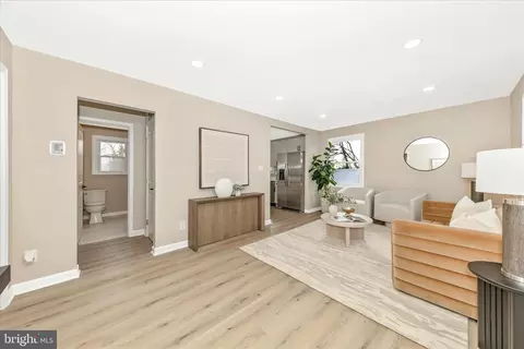 2506 Lindell St, Silver Spring, MD 20902 photo 5