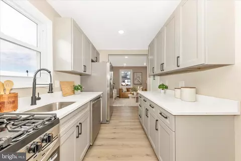 2506 Lindell St, Silver Spring, MD 20902 photo 9