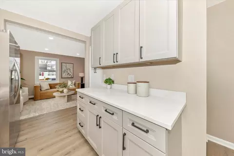 2506 Lindell St, Silver Spring, MD 20902 photo 8